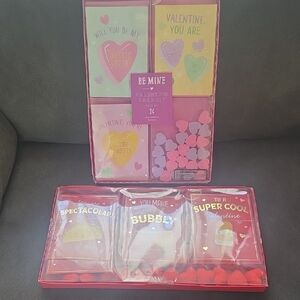 Valentine's Day Card Kit with Heart Decorations